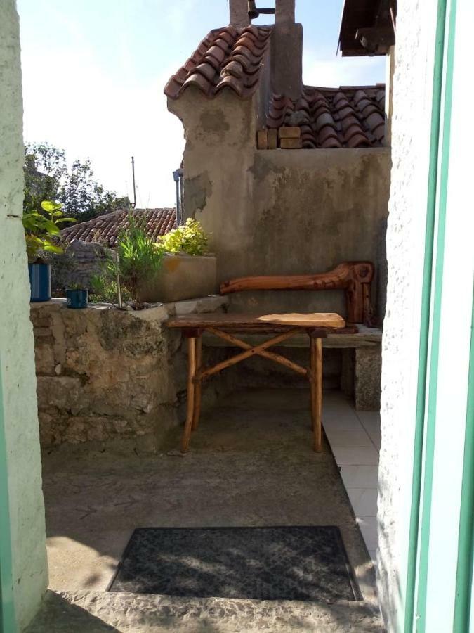 Apartman Dinko Lubenice Luaran gambar