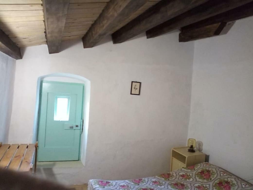 Apartman Dinko Lubenice Luaran gambar